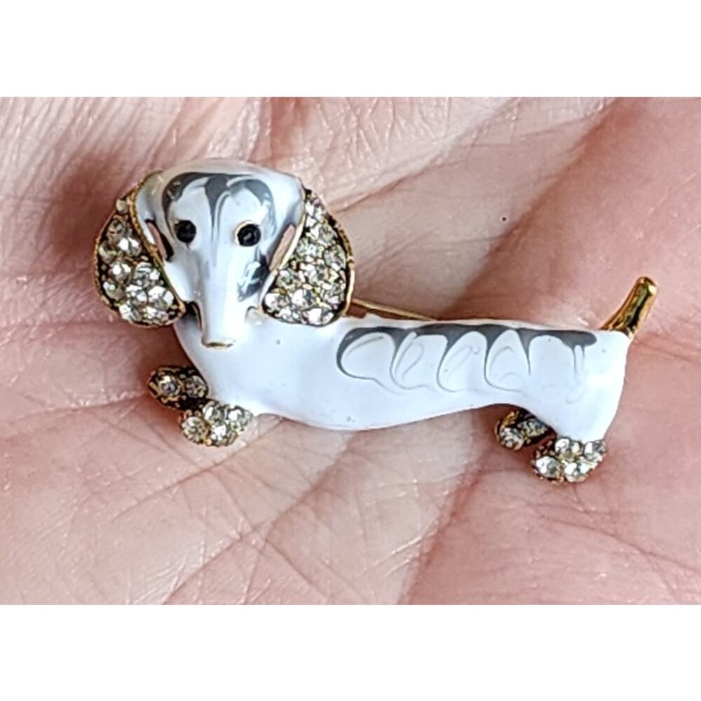 Dachshund Dog  Brooch White Dripping Oil and Rhinestone Adorable